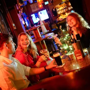 Hotel Rezz Temple Bar, ***