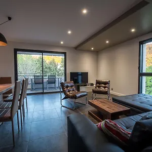 https://la-prairie.hotels-rhonealpes.com