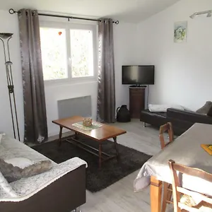 https://le-chambron.hotels-rhonealpes.com