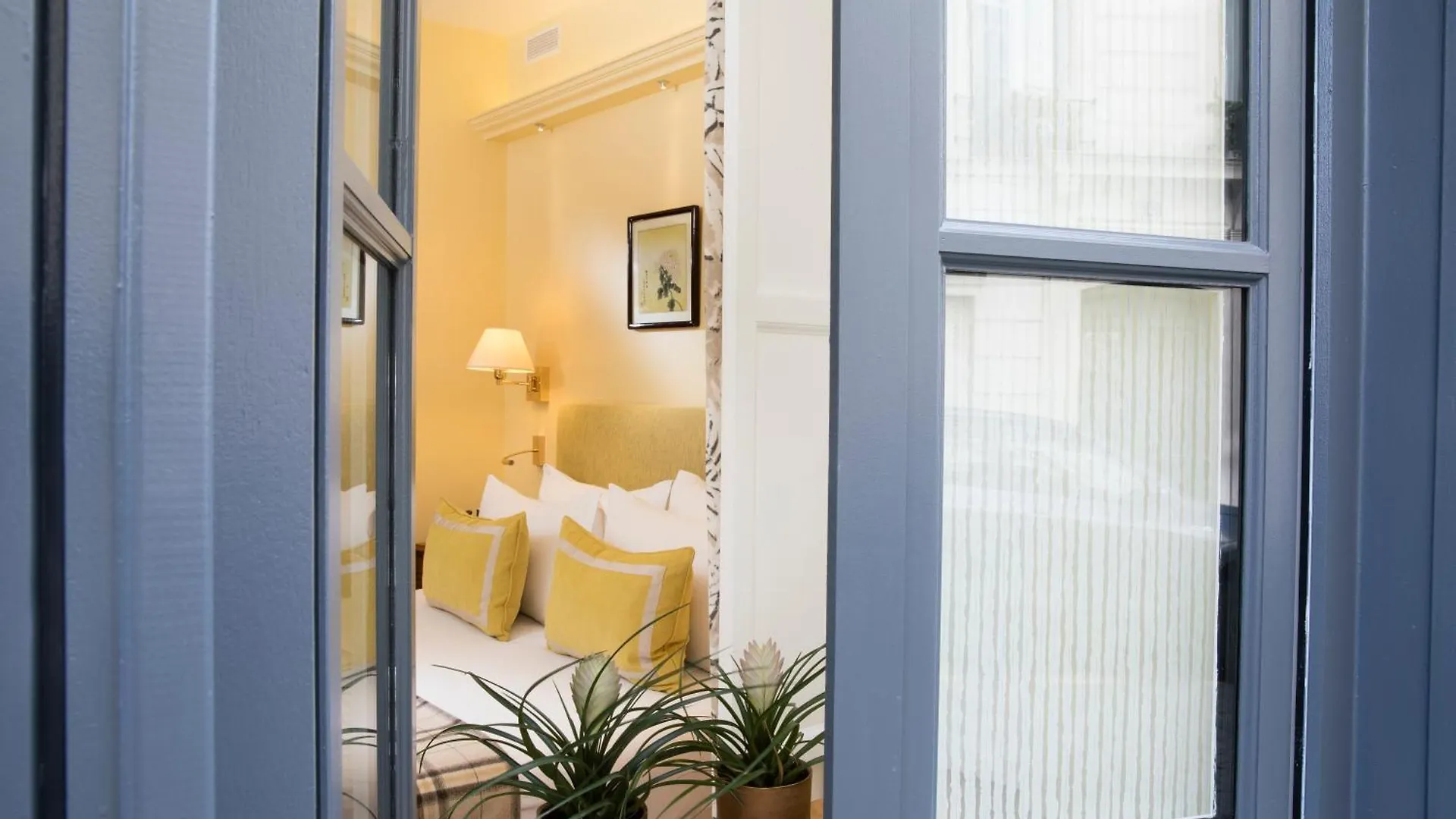 Le Relais Montmartre Hotel Paris
