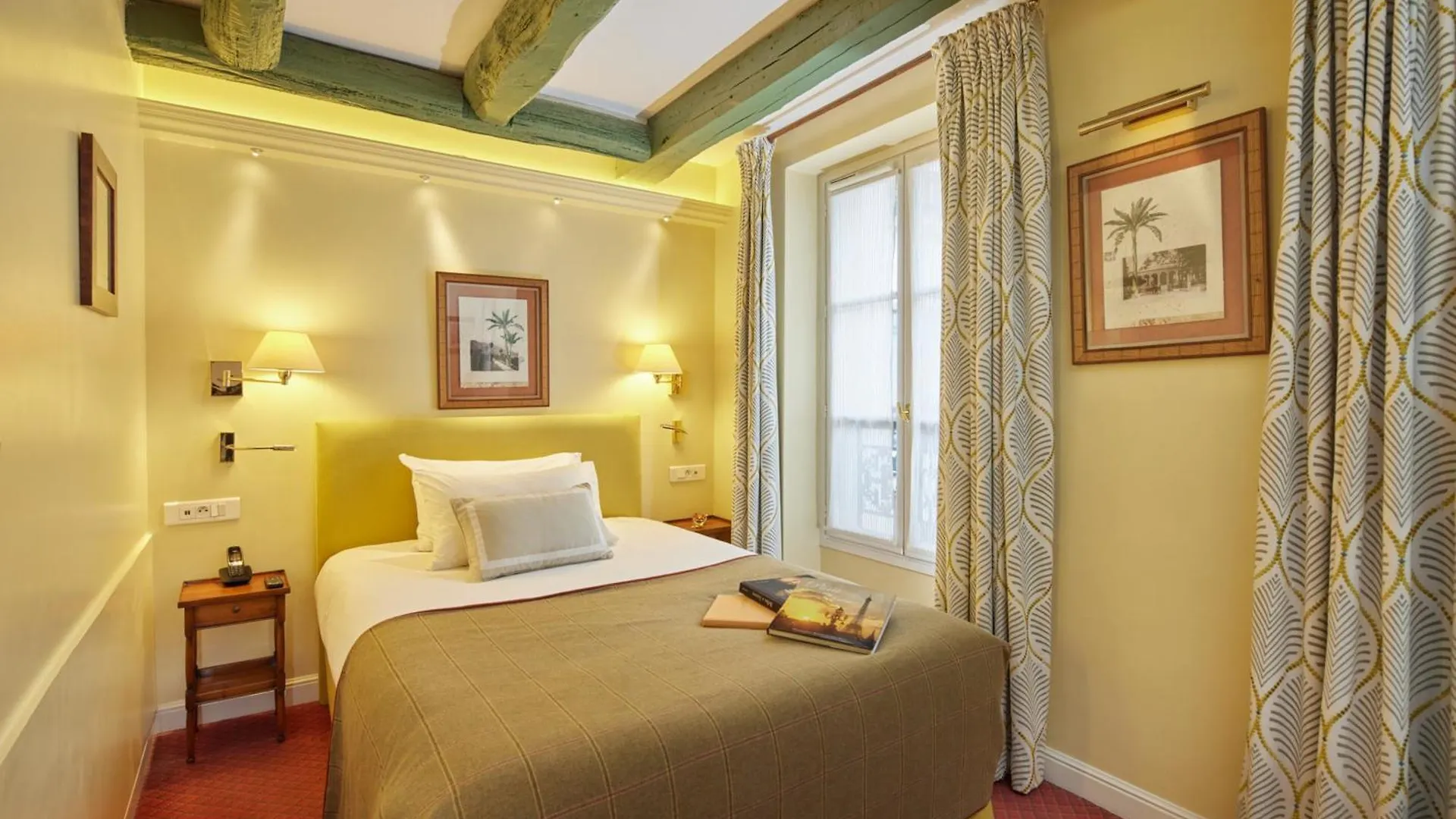 Le Relais Montmartre Hotel Paris