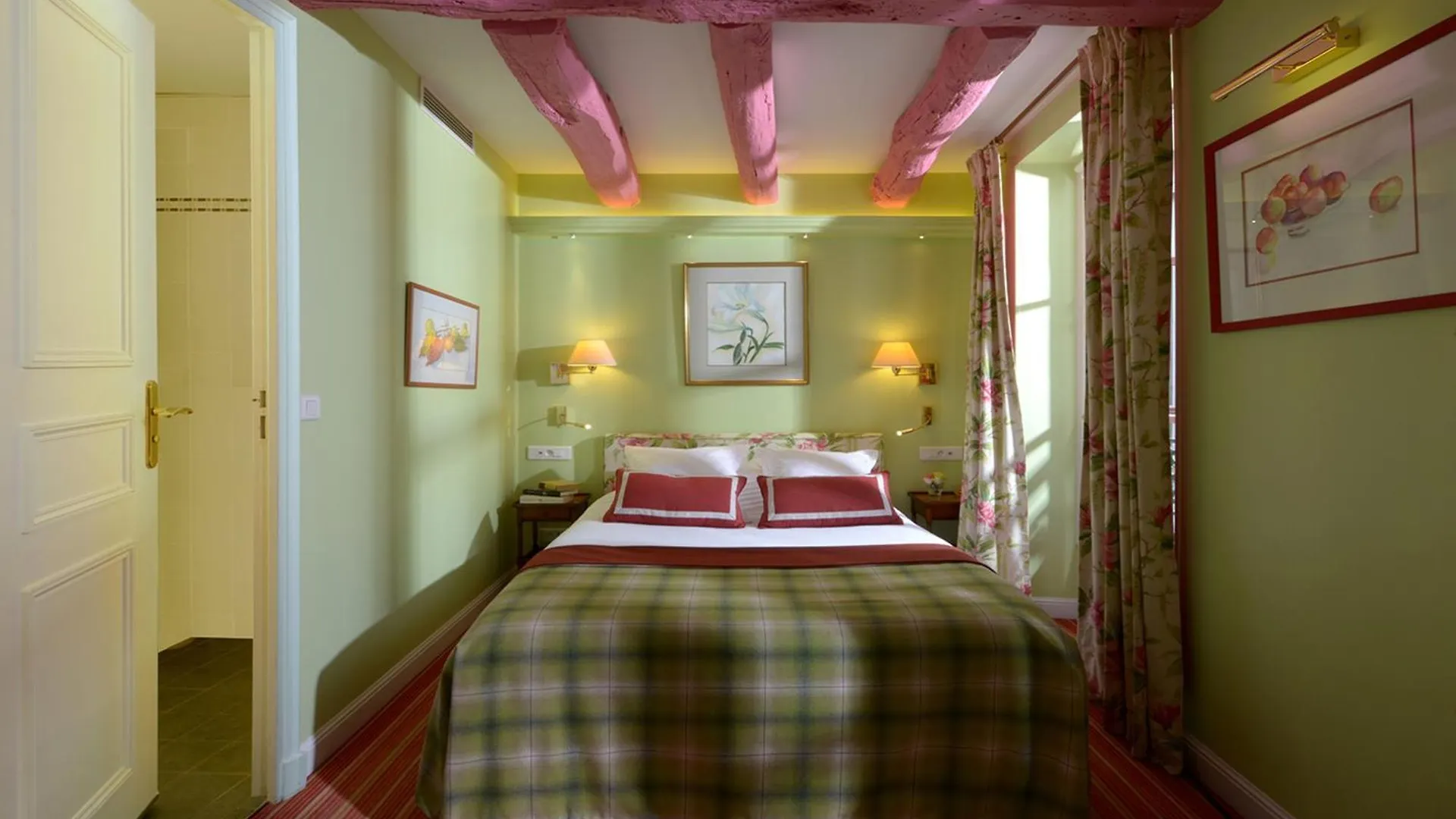 Le Relais Montmartre Hotel Paris