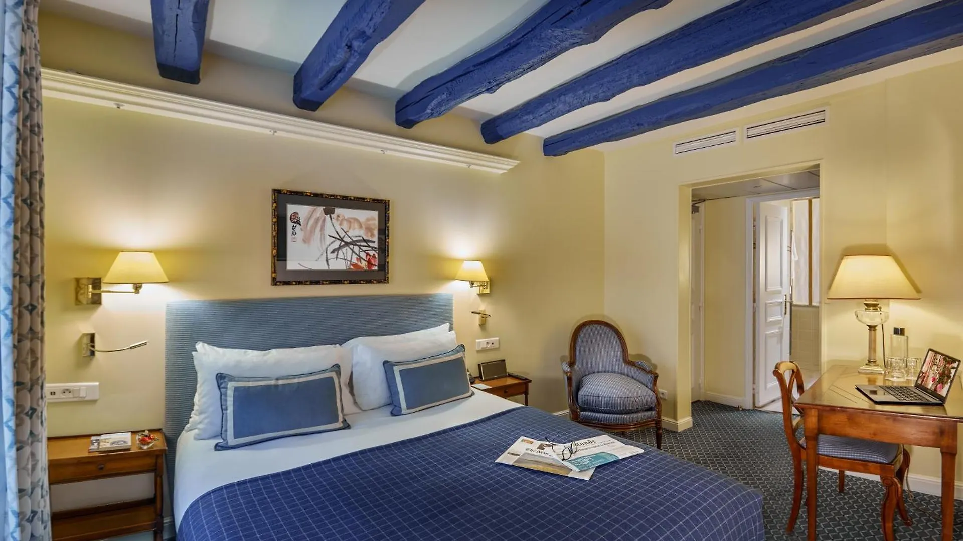 Le Relais Montmartre Hotel Paris