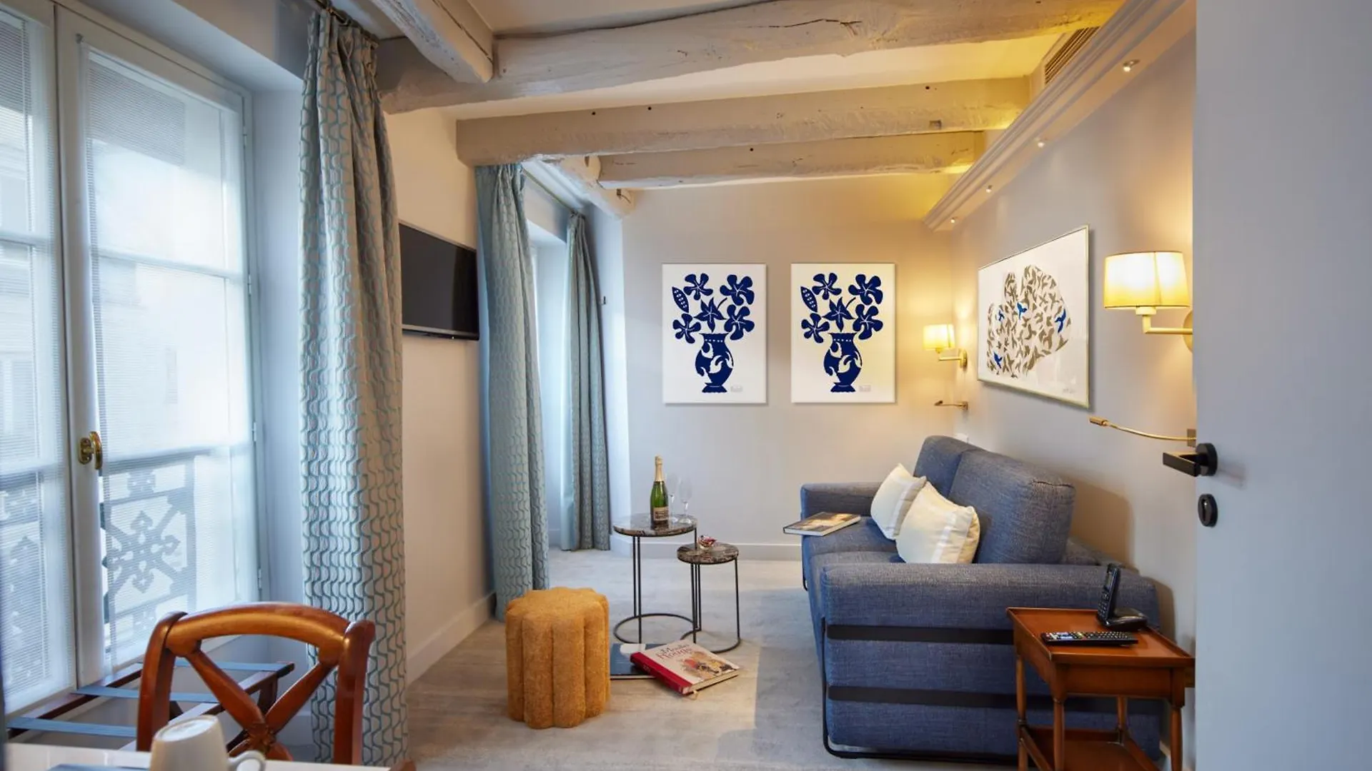 Le Relais Montmartre Hotel Paris