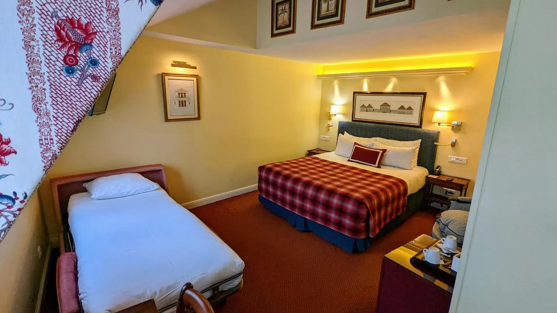 Le Relais Montmartre Hotel Paris
