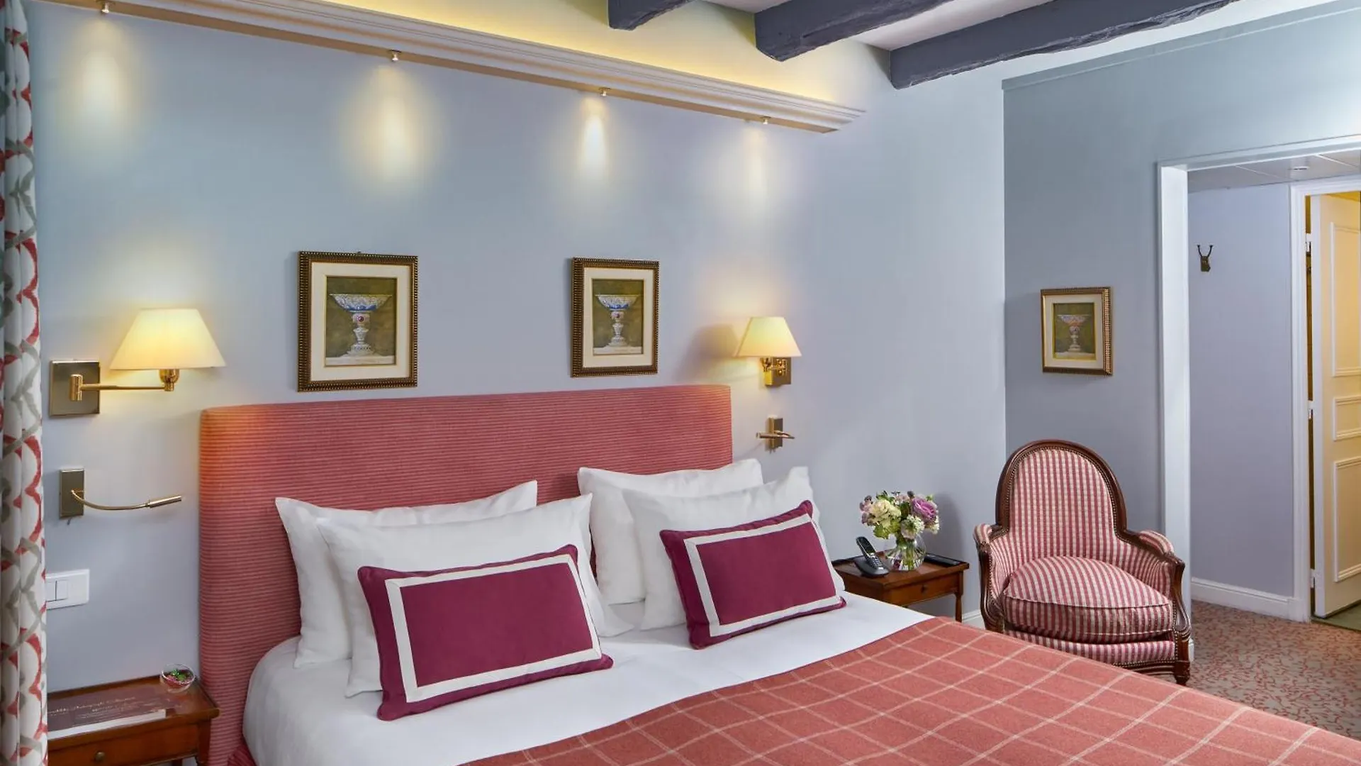 Le Relais Montmartre Hotel Paris