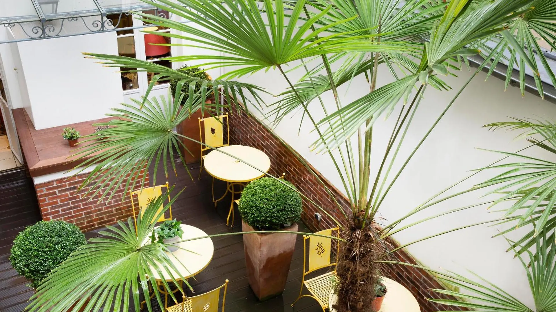 Le Relais Montmartre Hotel Paris